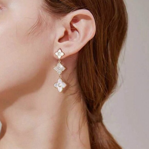 Mother Of Pearl Clover Drop Earrings Cleef inspired - Picture 2 of 5